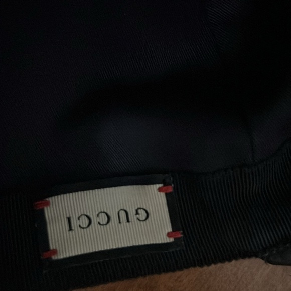 Full set Gucci hat. - Picture 5 of 7